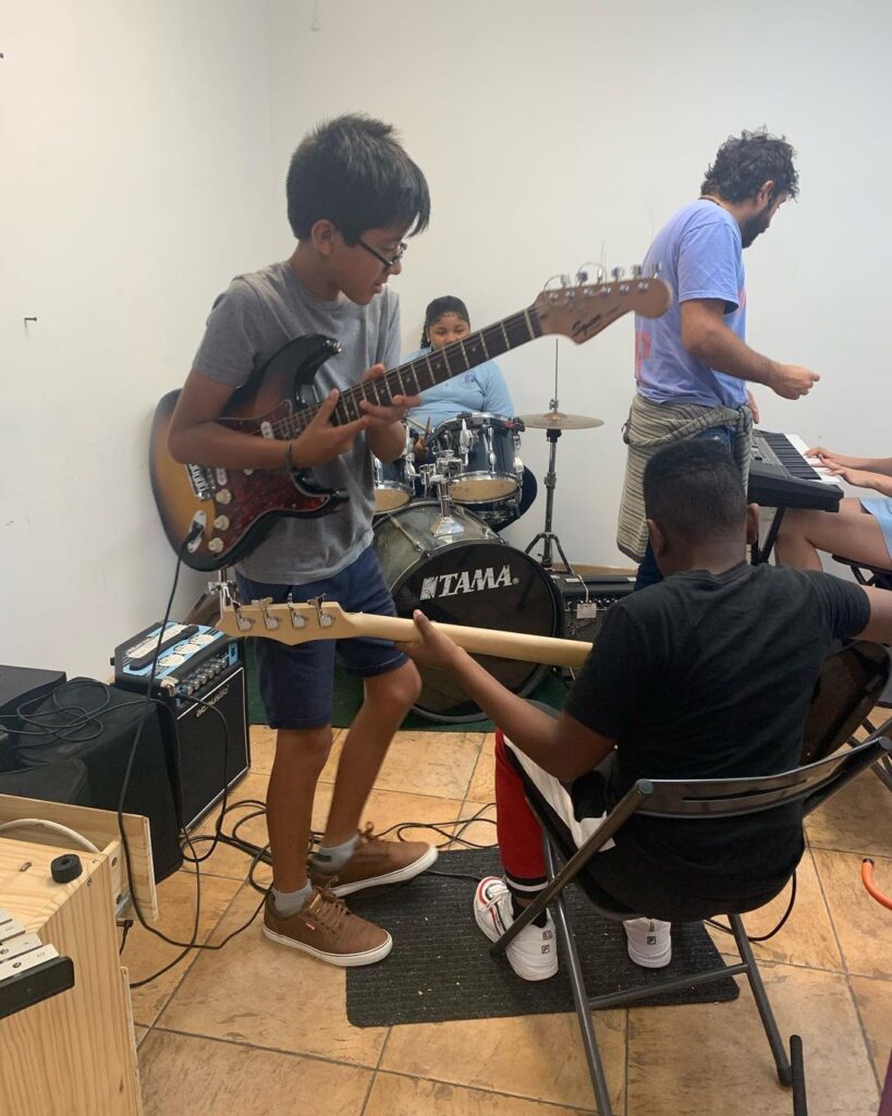 299828846 1215739195633860 2280384913413552295 n